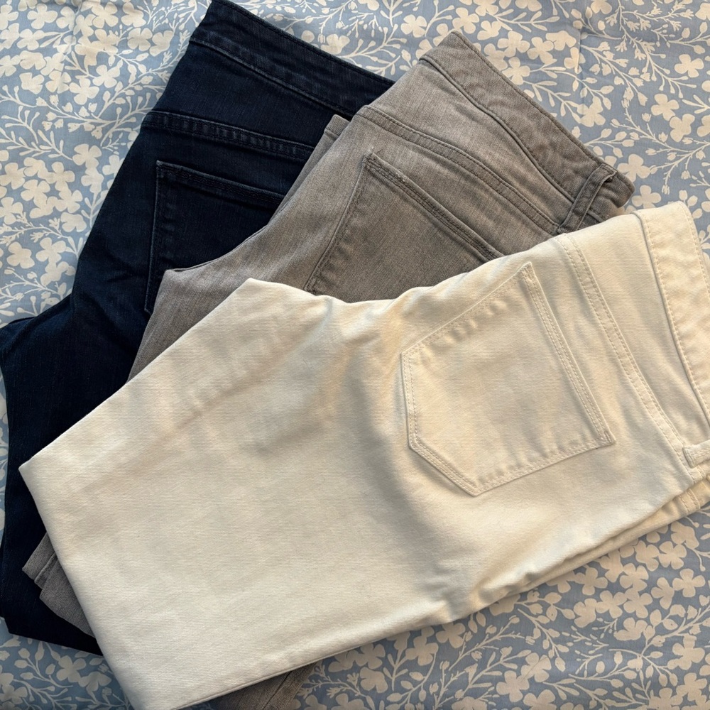 Universal Women’s Jeggings Trio in Black, Gray, and Cream